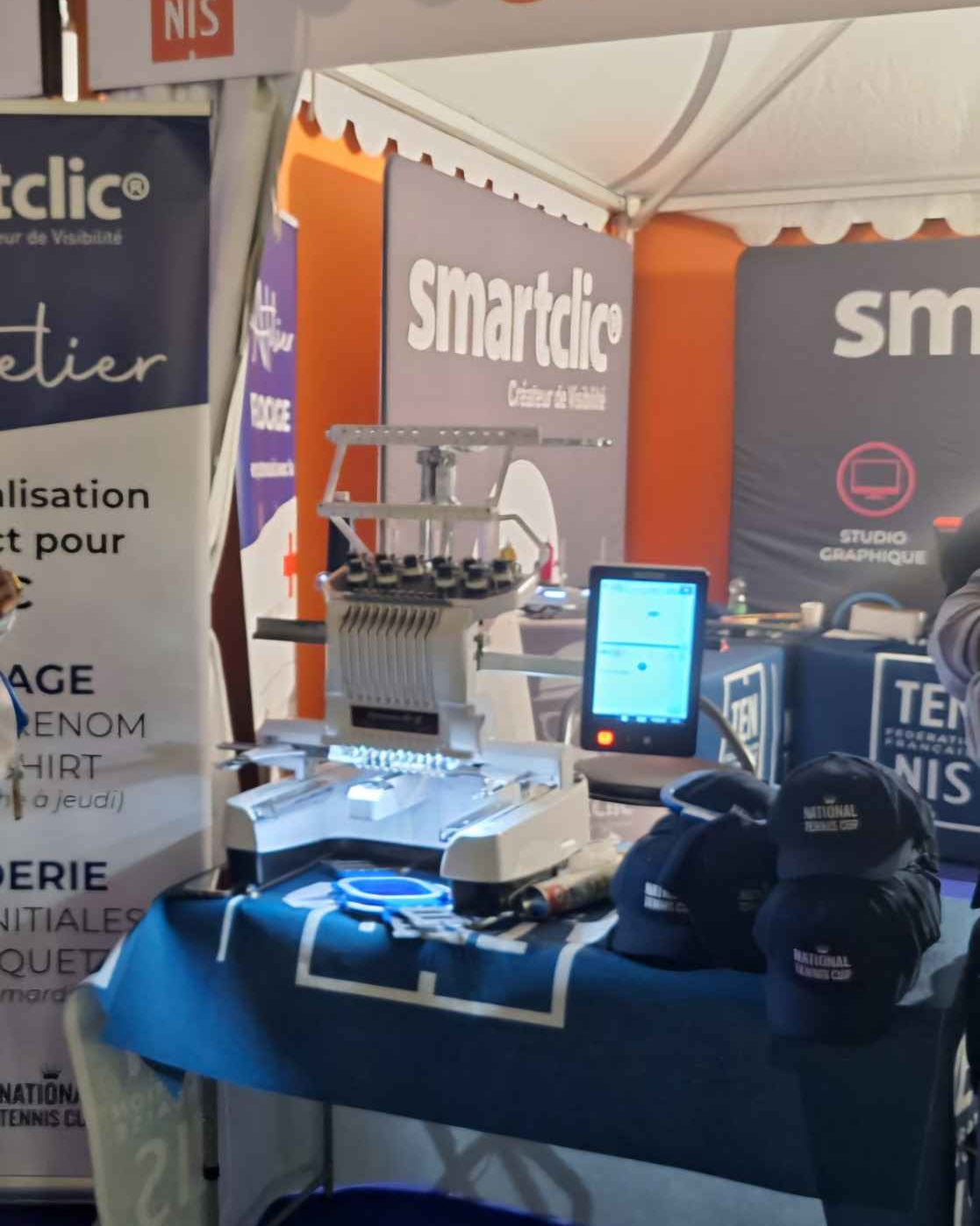 location de brodeuse sur salon professionnel